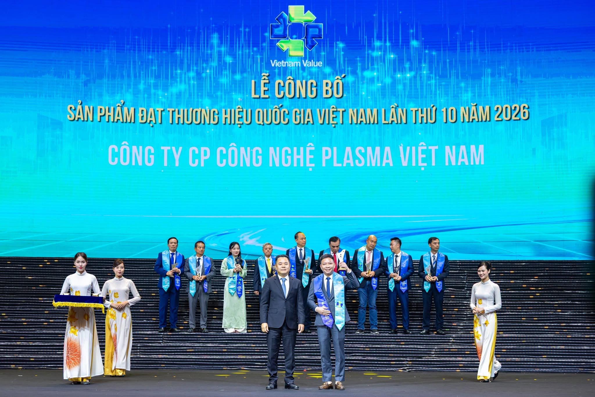 Được vinh danh là Sản phẩm đạt Thương hiệu Quốc gia Việt Nam 2 kỳ liên tiếp (2024 và 2026).